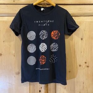 Vintage 21 Pilots Blurry Face Cotton Tee Size Medium - See Measurements